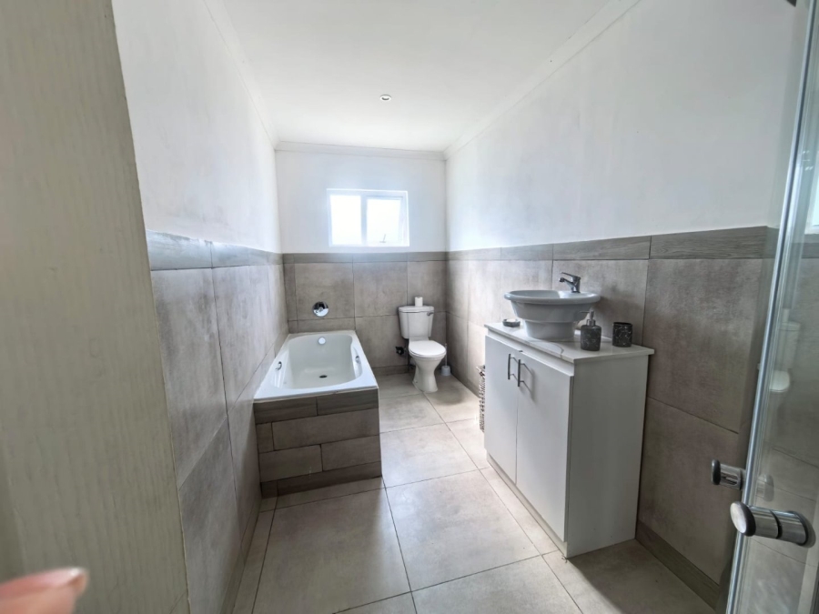 3 Bedroom Property for Sale in Colchester Eastern Cape